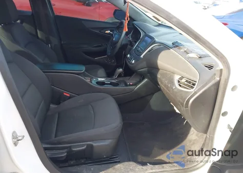 2017 Chevrolet Malibu Ls z USA, uszkodzony, nr VIN 1G1ZB5ST3HF278172